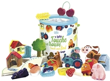 Vilac wooden game Touch and Find Farm
